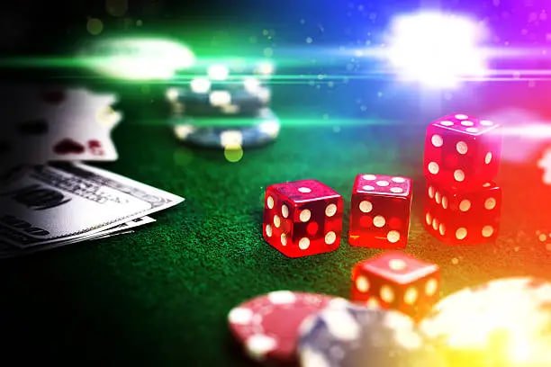 Myanmar ကစားသမား ဖုန်းဖြင့် eurobet slot ကာစီနို Slots ကစားနေသောမြင်ကွင်း